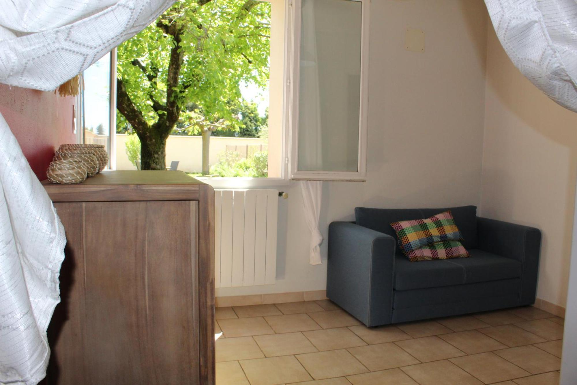 Mas La Gentille ,,, A La Campagne , Beautiful Outdoor , Swimming Pool , Pool House , Nice Green Garden , Bbq ,,, Only For You , Pour Passer Un Sejour Inoubliable Pernes-les-Fontaines Exterior foto