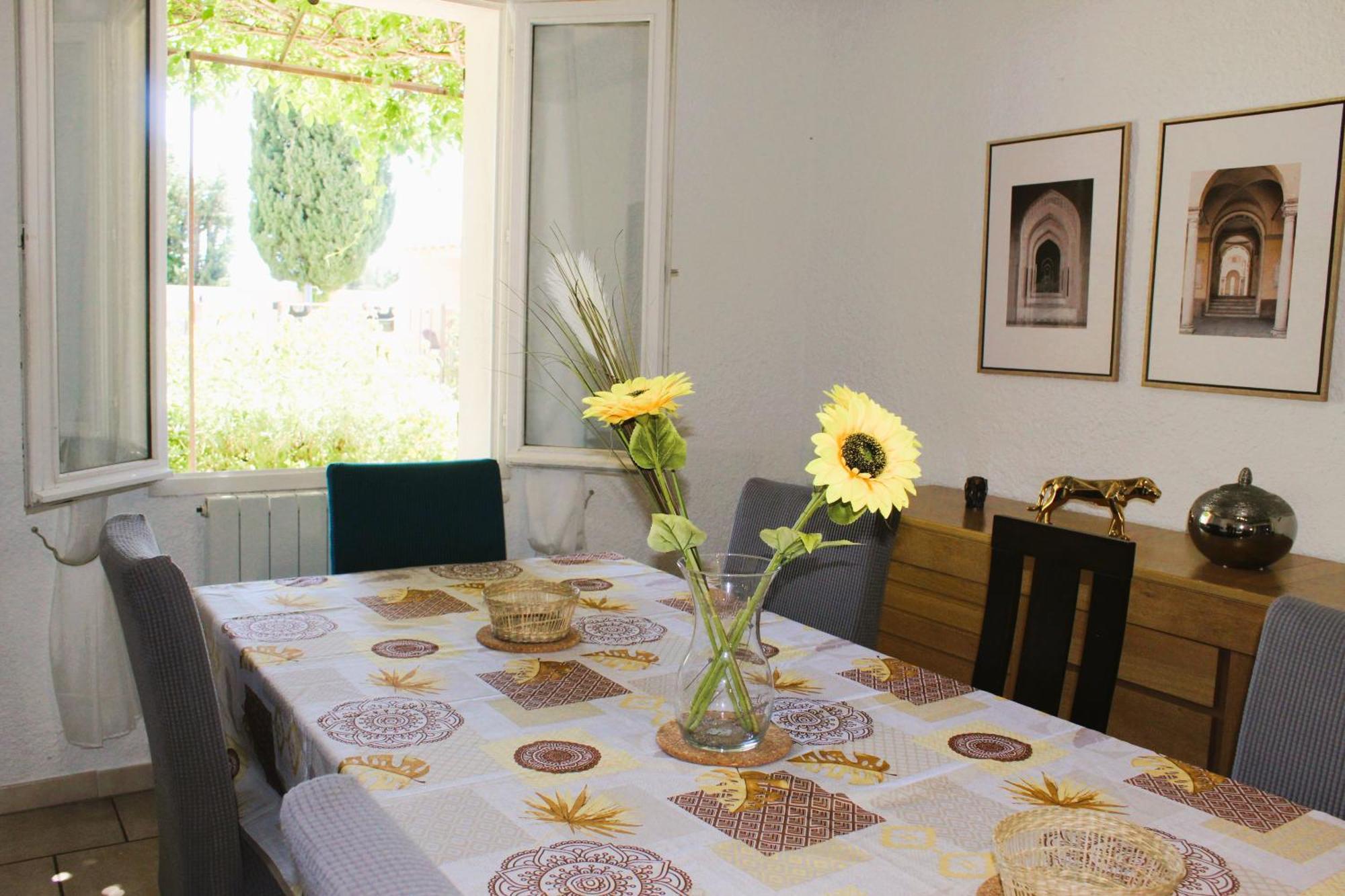 Mas La Gentille ,,, A La Campagne , Beautiful Outdoor , Swimming Pool , Pool House , Nice Green Garden , Bbq ,,, Only For You , Pour Passer Un Sejour Inoubliable Pernes-les-Fontaines Exterior foto