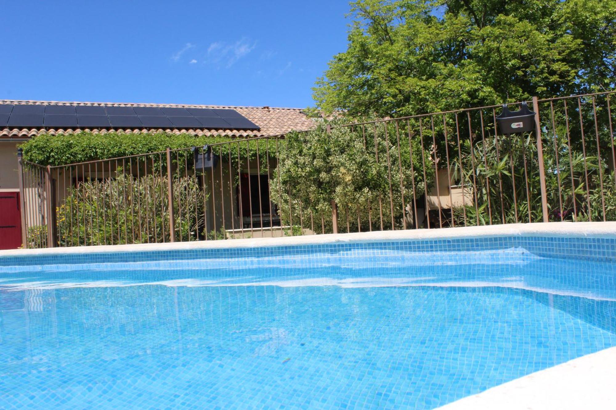 Mas La Gentille ,,, A La Campagne , Beautiful Outdoor , Swimming Pool , Pool House , Nice Green Garden , Bbq ,,, Only For You , Pour Passer Un Sejour Inoubliable Pernes-les-Fontaines Exterior foto